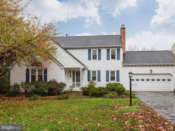 424 SAINT ANNS CIR, Phoenixville, PA 19460