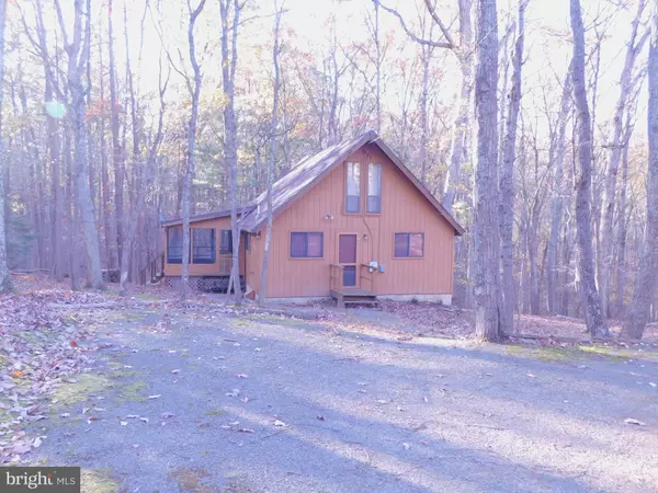 Hedgesville, WV 25427,311 RUFFED GROUSE LANE