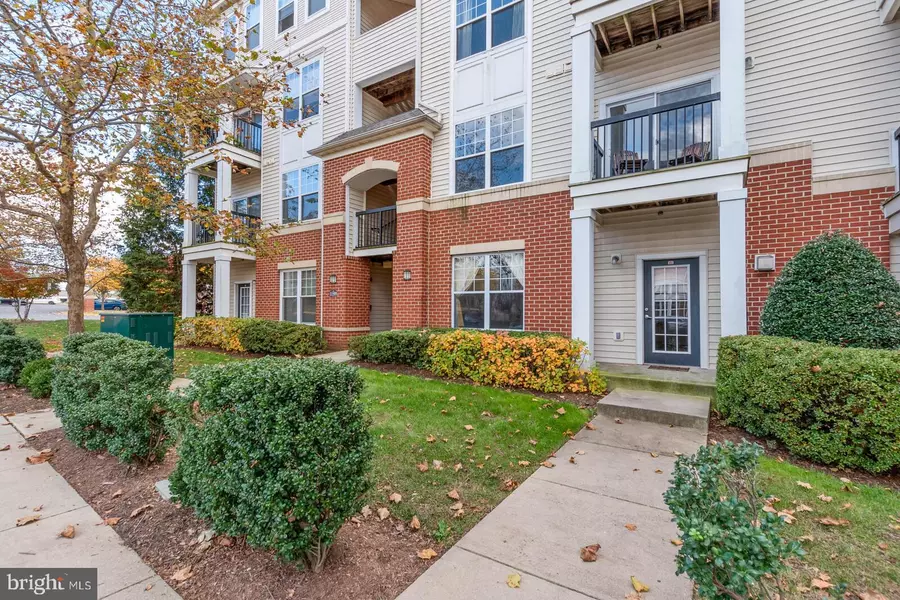 11399 ARISTOTLE DR #11-103, Fairfax, VA 22030