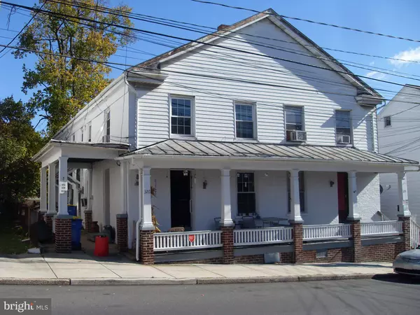 324 N UNION ST, Middletown, PA 17057