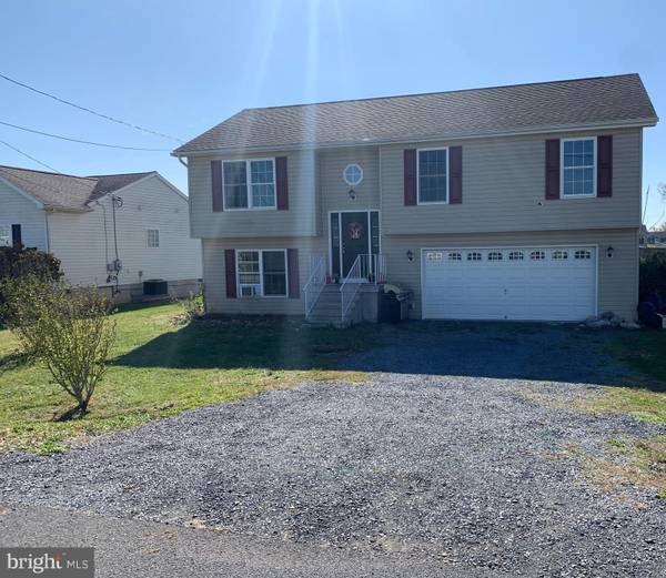 261 SONYA LN, Bunker Hill, WV 25413