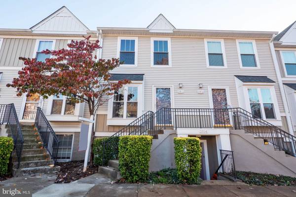 3912 9TH RD S, Arlington, VA 22204