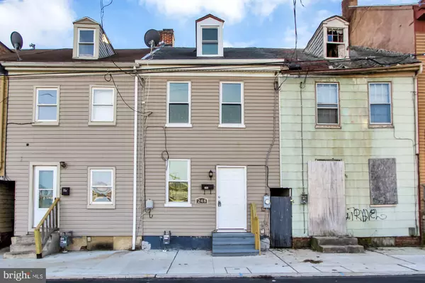 248 E CHESTNUT ST, York, PA 17403