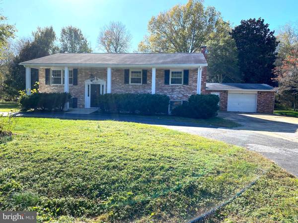 6485 WARREN C ELLER DR, La Plata, MD 20646