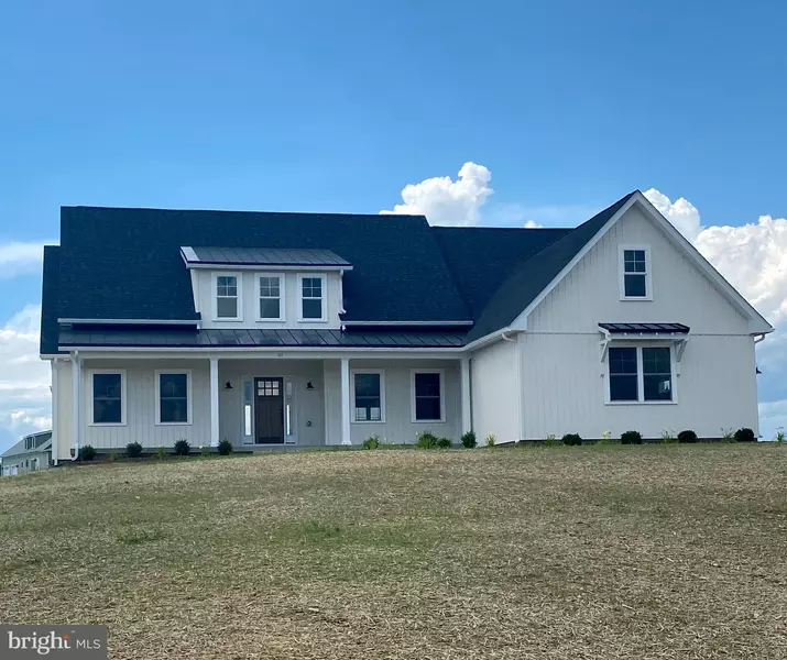 120 SPRINGWOOD LN, Stephens City, VA 22655