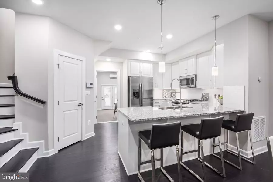 5953 DUVEL ST #L, Ijamsville, MD 21754