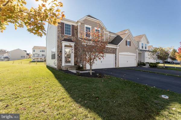 242 SILLS LN, Downingtown, PA 19335