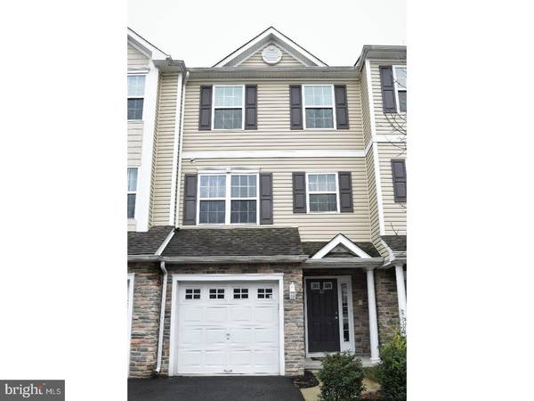 12 LUMBER LN, Mount Ephraim, NJ 08059