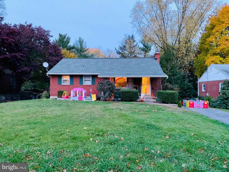 451 HIGHLAWN AVE, Elizabethtown, PA 17022