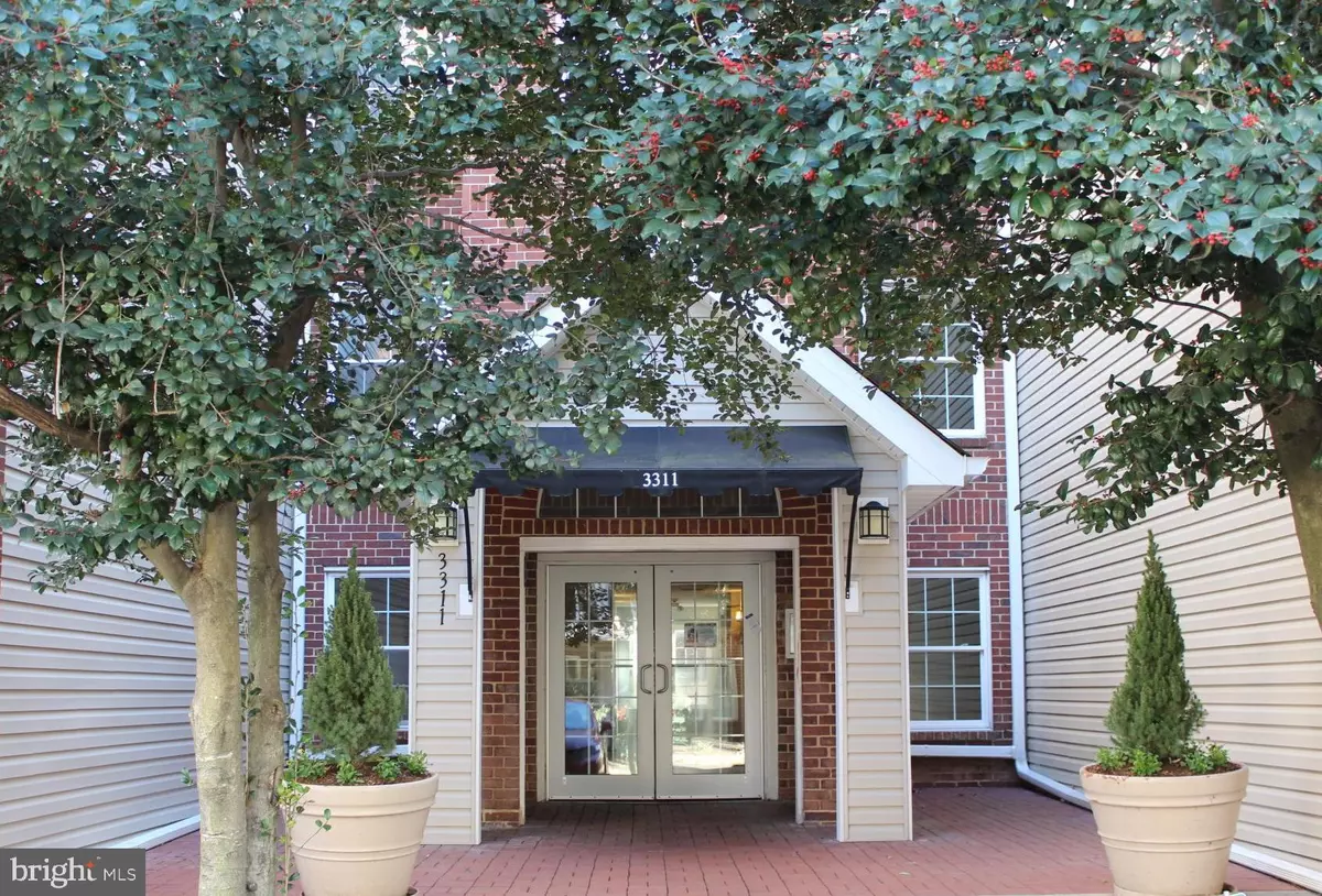 Alexandria, VA 22302,3311 WYNDHAM CIR #3200