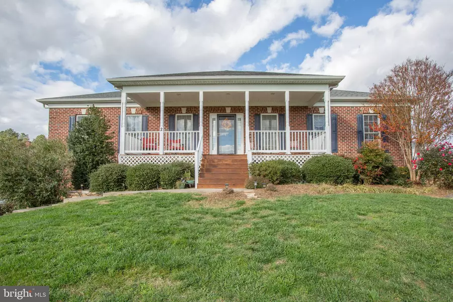 2 QUARTER HORSE CT, Stafford, VA 22556