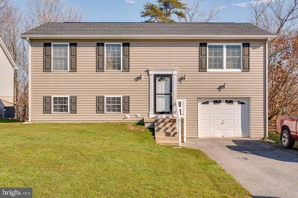 26 PLANET CT, Martinsburg, WV 25404