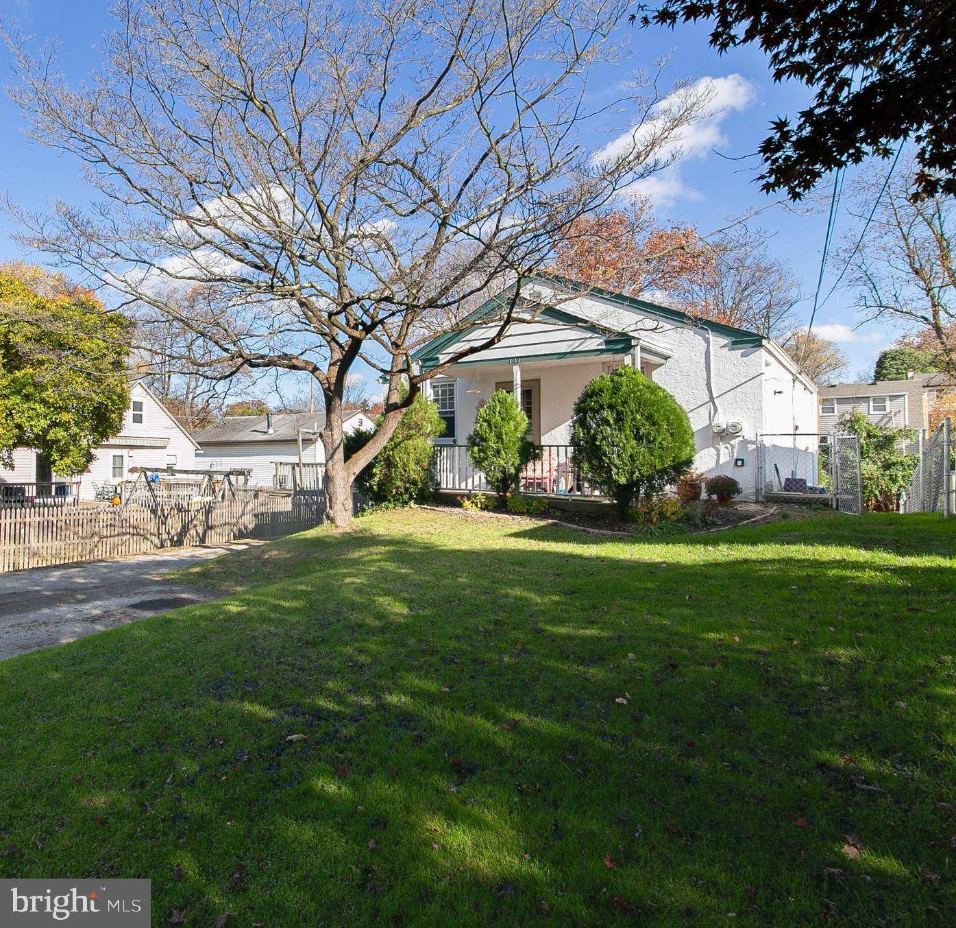 Broomall, PA 19008,121 1ST AVE