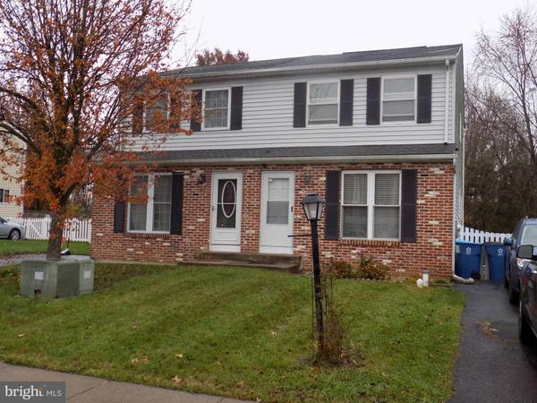 10 LUCKY LN, Quakertown, PA 18951