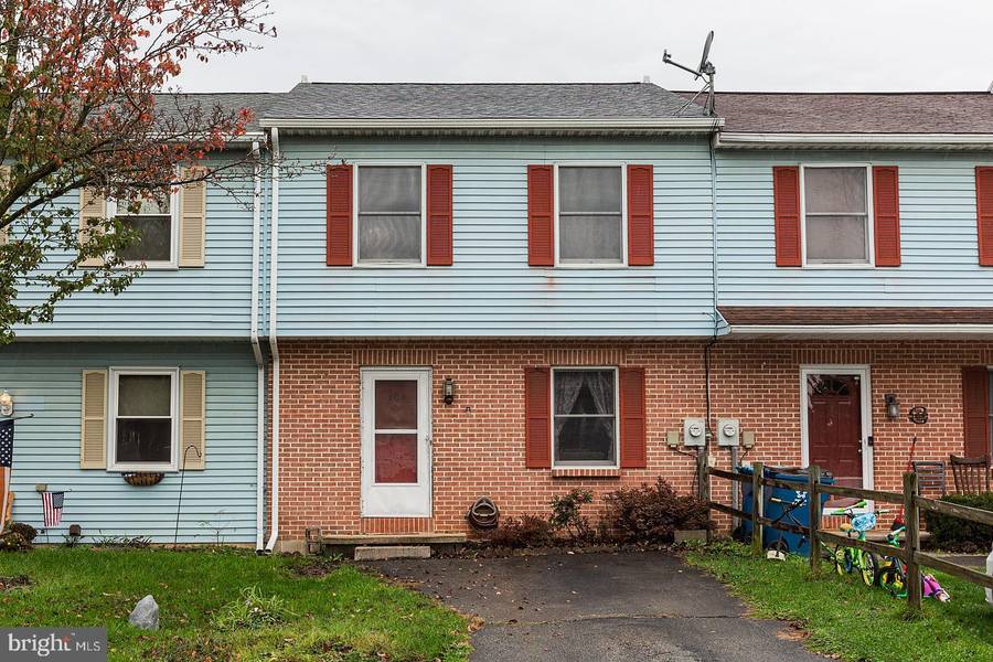 104 STONE HOUSE LN, Columbia, PA 17512