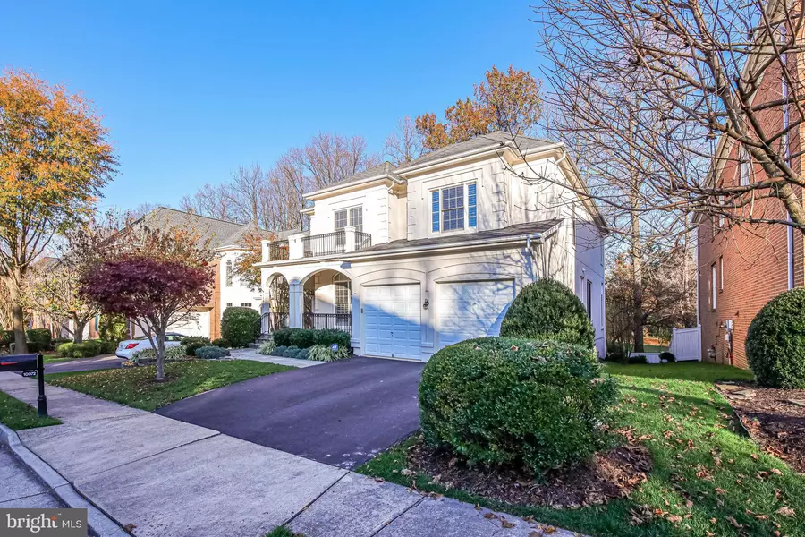 10072 DANIELS RUN WAY, Fairfax, VA 22030