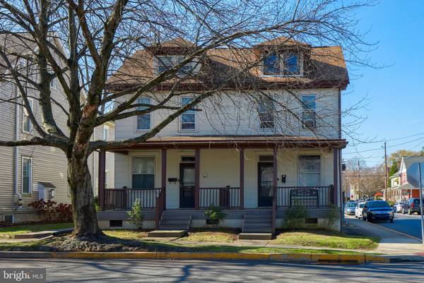 200-202 S BROAD ST, Lititz, PA 17543