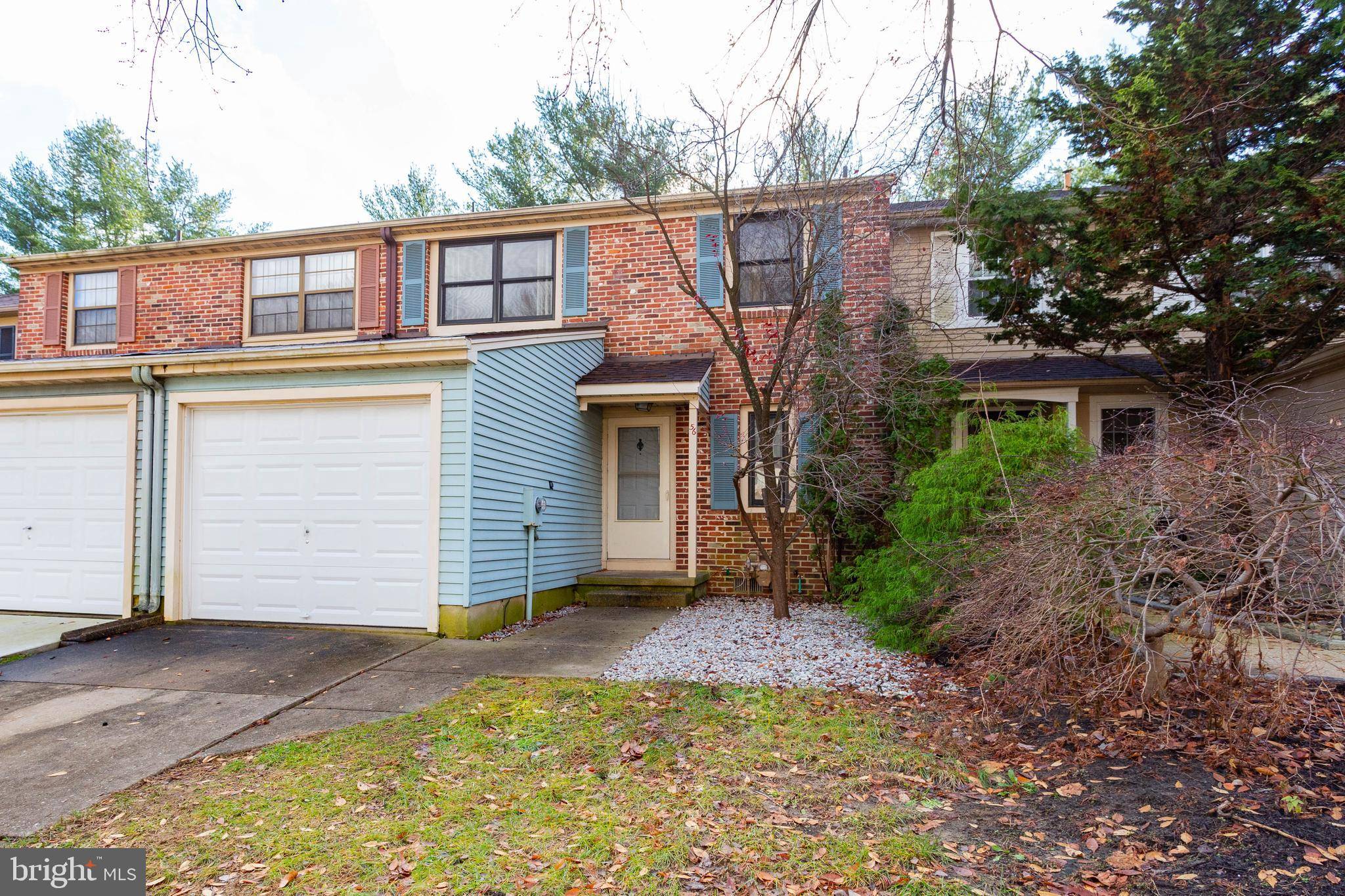 56 FARNWOOD RD, Mount Laurel, NJ 08054