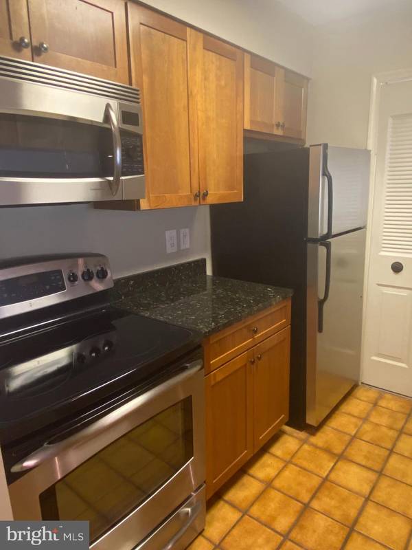 Arlington, VA 22201,1029 N STUART ST #308