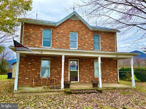 321 HONEYVILLE AVE, Stanley, VA 22851