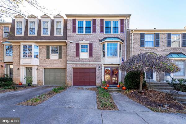 2157 KINGS MILL CT, Falls Church, VA 22043