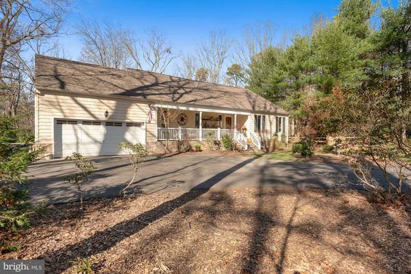 28 ORIOLE WAY, Medford, NJ 08055