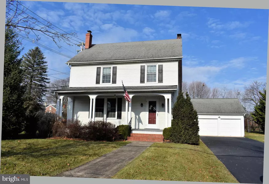 105 ROLAND AVE, Chambersburg, PA 17201