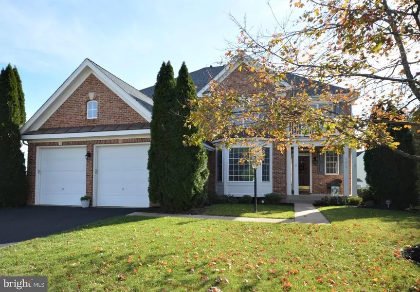 9259 RAINBOW FALLS DR, Bristow, VA 20136