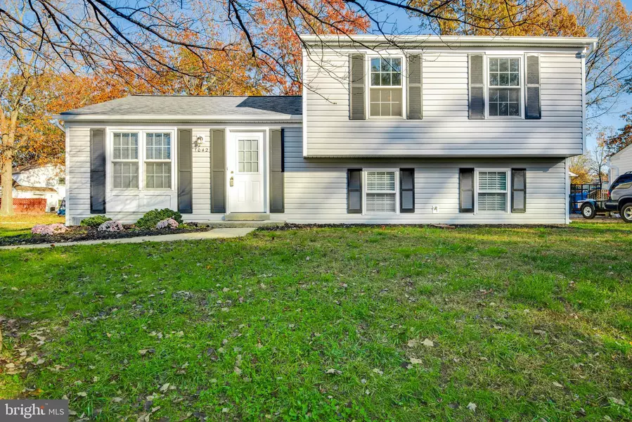 1042 BANNISTER CIR, Waldorf, MD 20602