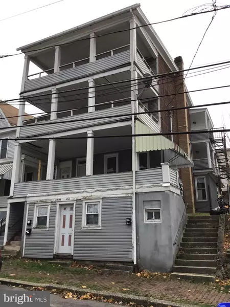 418 HAZLE ST, Tamaqua, PA 18252