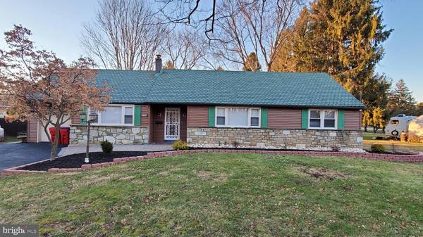 1116 AZALEA DR, Warminster, PA 18974