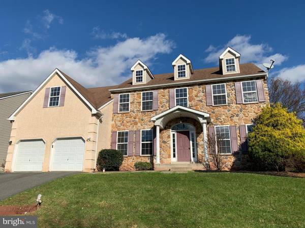 31 PINE TREE DR, Royersford, PA 19468