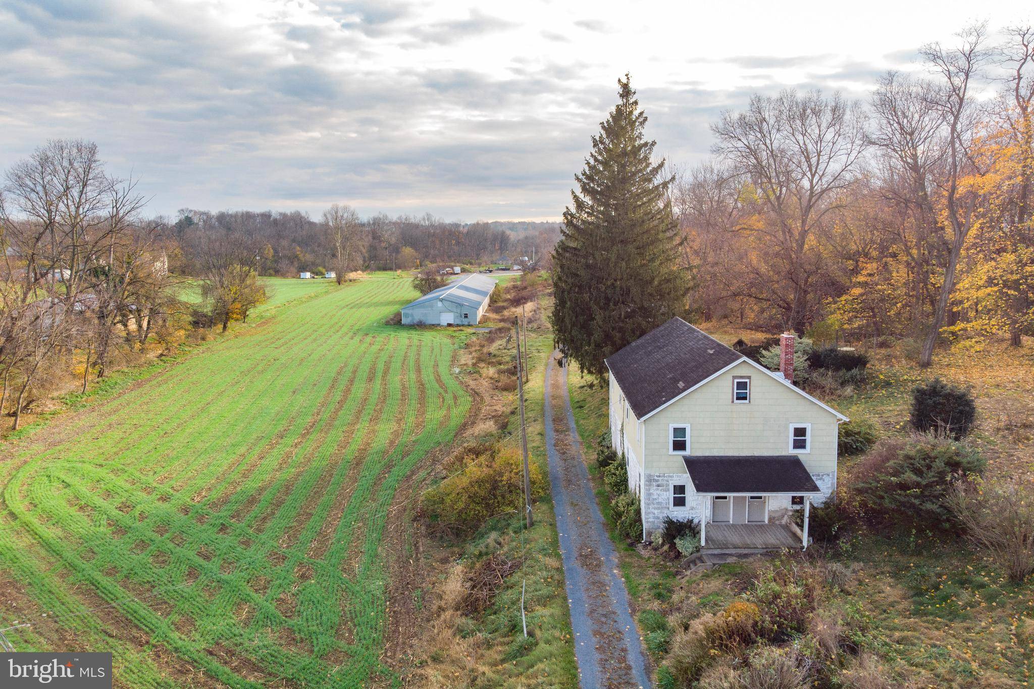 250 E MEADOW VALLEY RD, Lititz, PA 17543