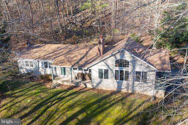 2435 HARMONYVILLE RD, Elverson, PA 19520