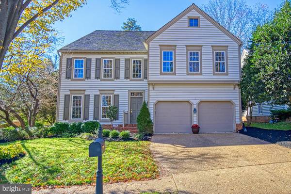 2708 COURTHOUSE OAKS RD, Vienna, VA 22181