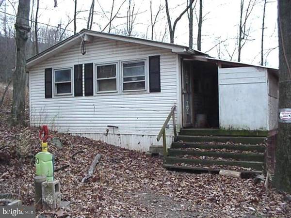 130 LADYSLIPPER LN, Slanesville, WV 25444