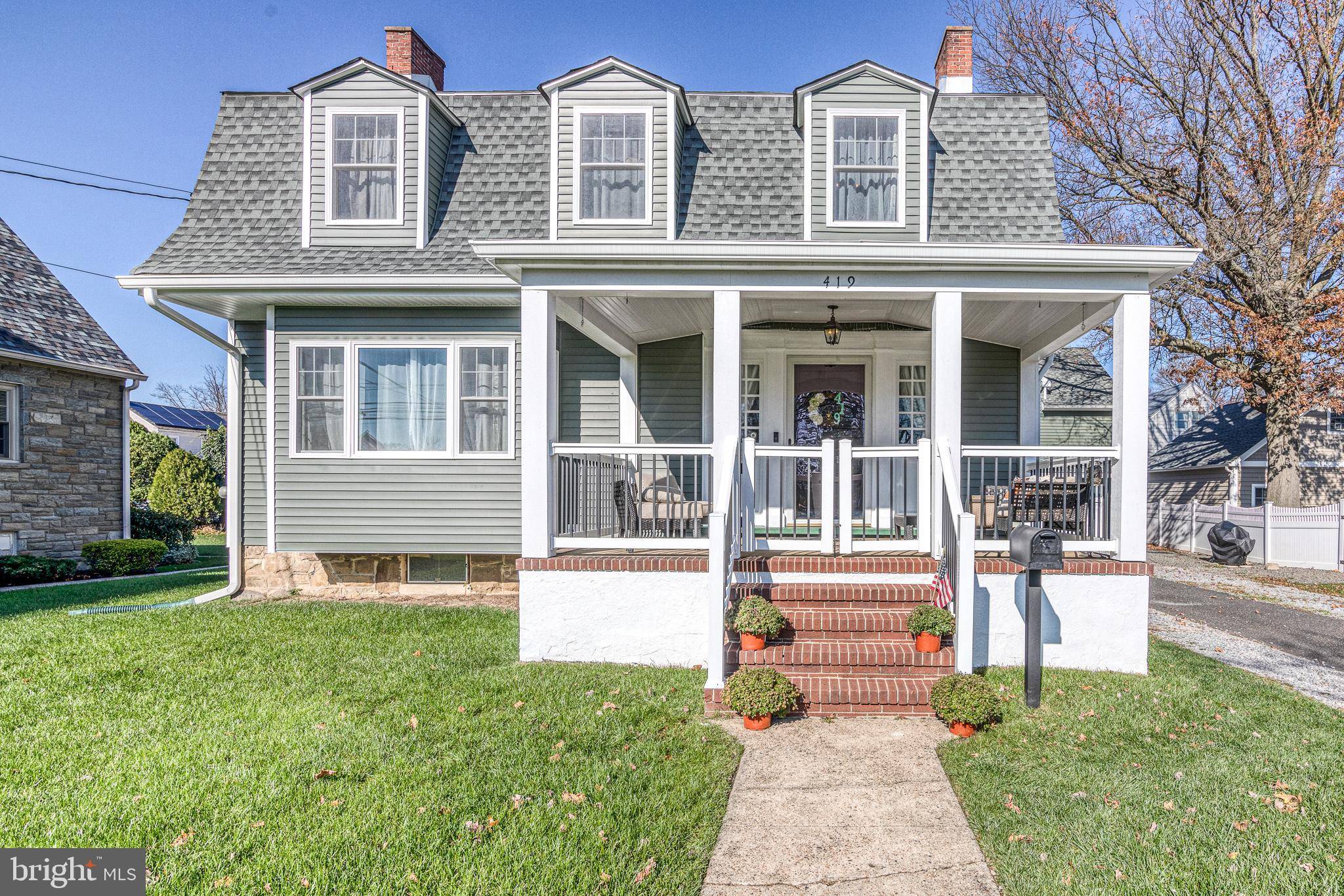 419 E MAIN ST, Maple Shade, NJ 08052