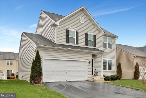 Falling Waters, WV 25419,121 TOLLERTON TRL