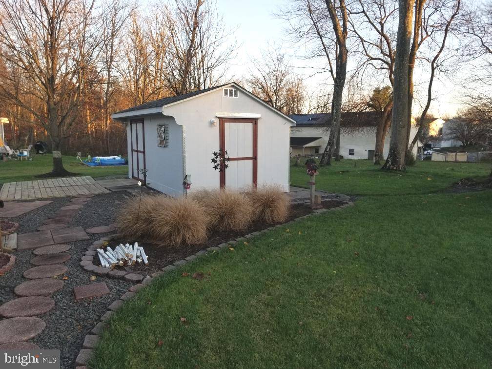 Reading, PA 19606,419 ALLENBROOK LN