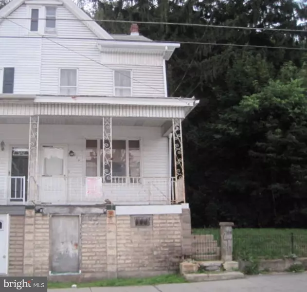 614 E MAHANOY AVE, Girardville, PA 17935