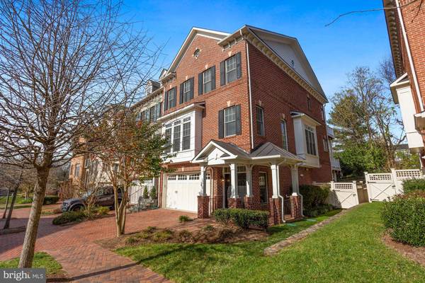 6756 DARRELLS GRANT PL, Falls Church, VA 22043