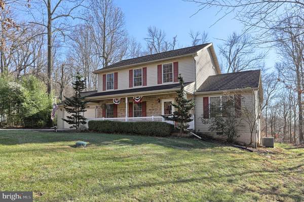 15 CARDINAL DR, Etters, PA 17319