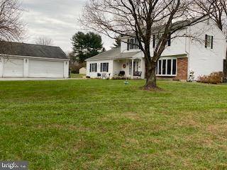 5 MEADOW LN, Downingtown, PA 19335