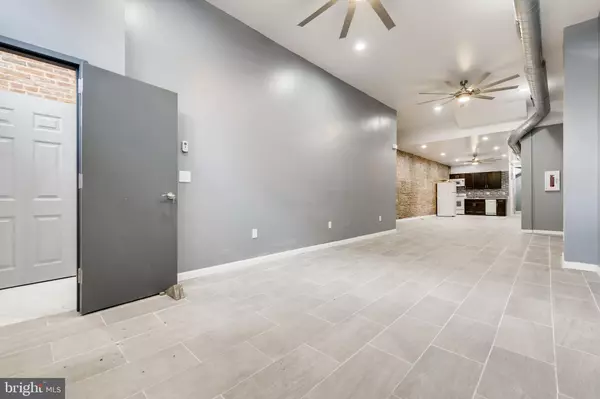 1421 W BALTIMORE ST, Baltimore, MD 21223