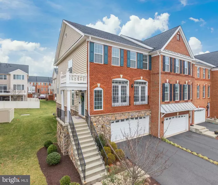 23264 HANWORTH ST, Ashburn, VA 20148