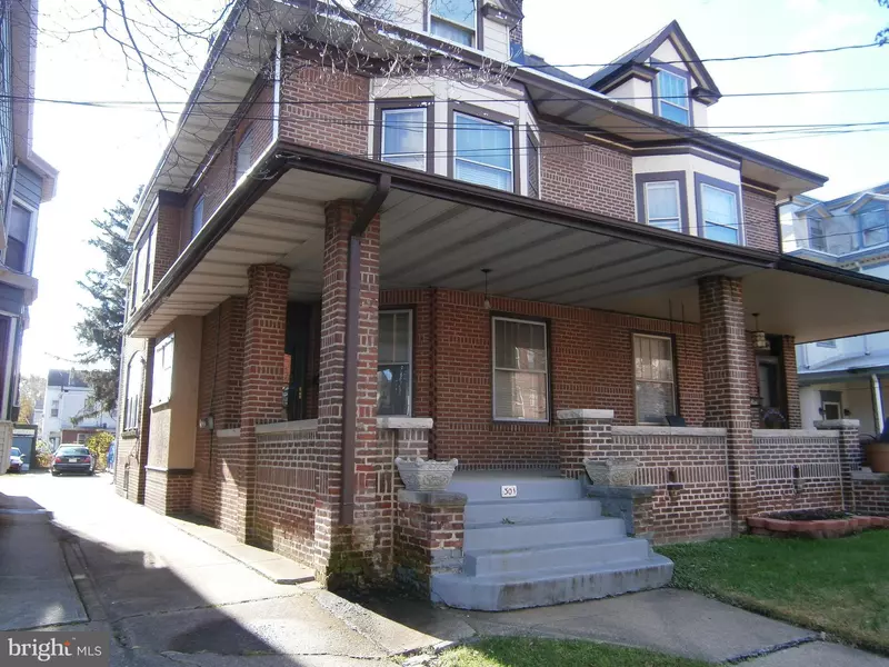 301 HAMILTON AVE, Trenton, NJ 08609