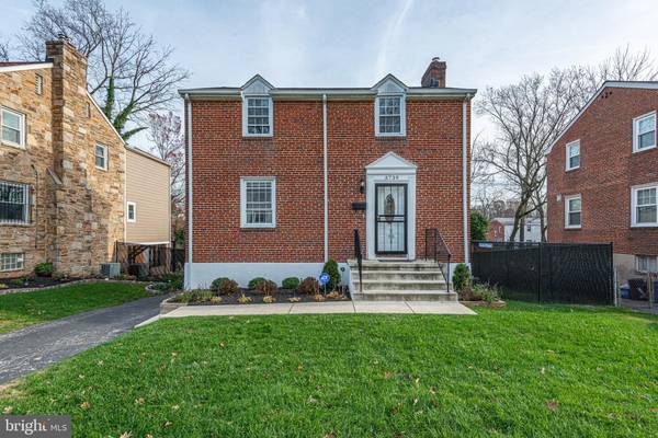 3739 OAK AVE, Baltimore, MD 21207