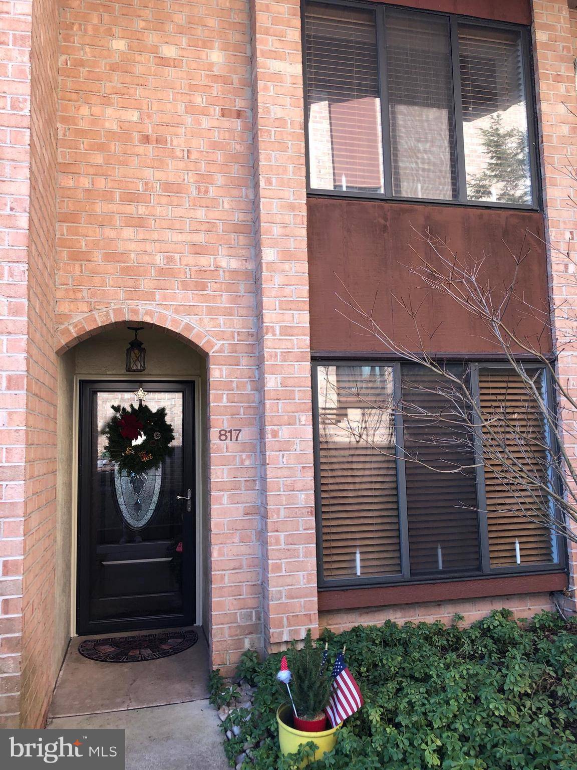 817 STONYBROOK DR, Norristown, PA 19403