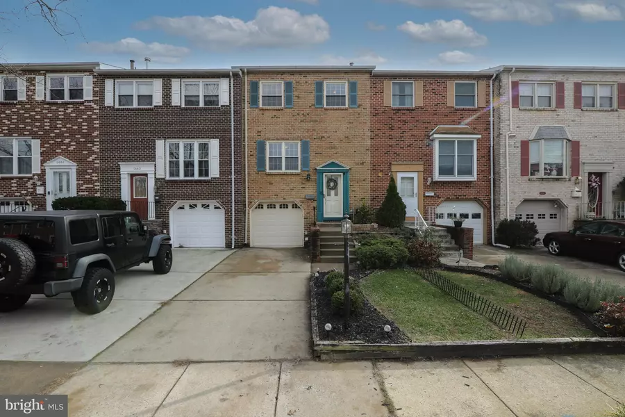 1440 S COLLINS CT, Blackwood, NJ 08012