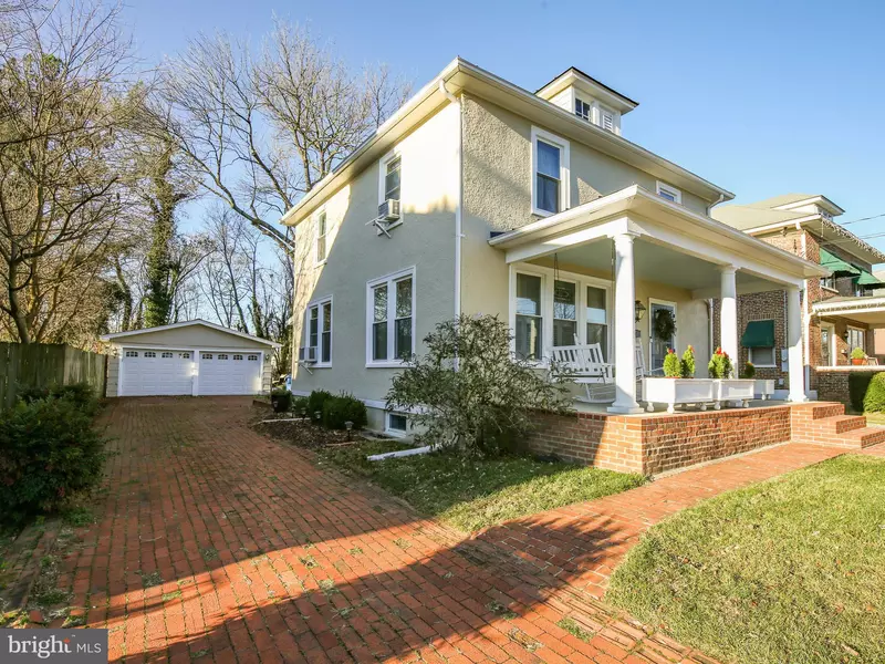 327 W MAIN ST, Berryville, VA 22611